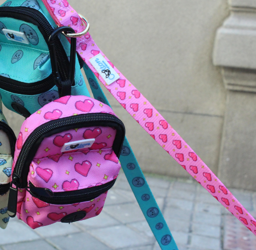 Pink “Rubacuori” Sparkle Hearts Dog Leash